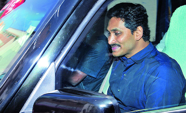 YSRC chief Y.S. Jagan Mohan Reddy an accused in an alleged quid pro quo case at court in Nampally. (Photo: DC) YSRC chief Y.S. Jagan Mohan Reddy an accused in an alleged quid pro quo case at court in Nampally. (Photo: DC)